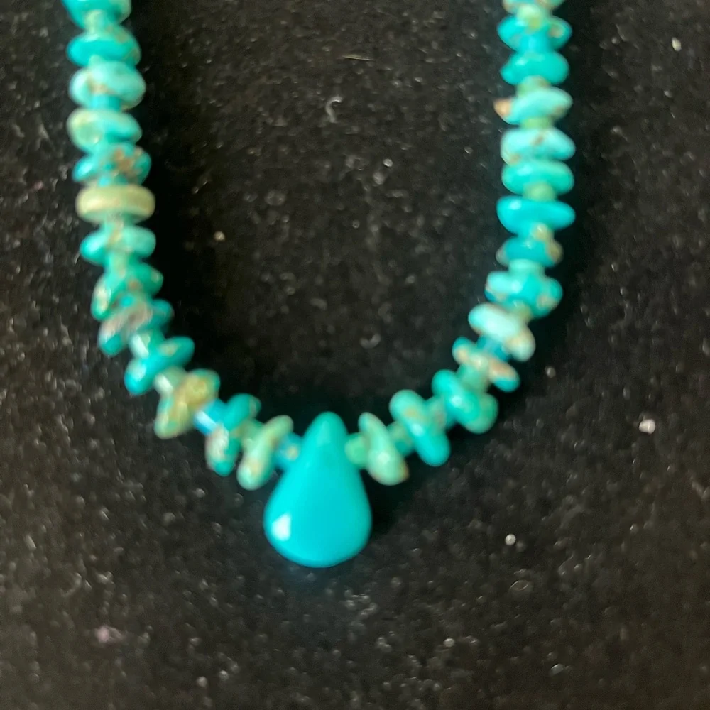 Turquoise & Gold Beaded Necklace - Picture 2 of 4
